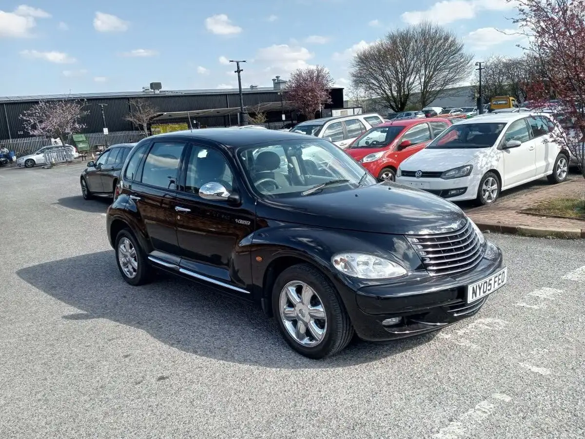 2005-chrysler-pt-cruiser-24-limited-hatchback-5d-auto-big-7