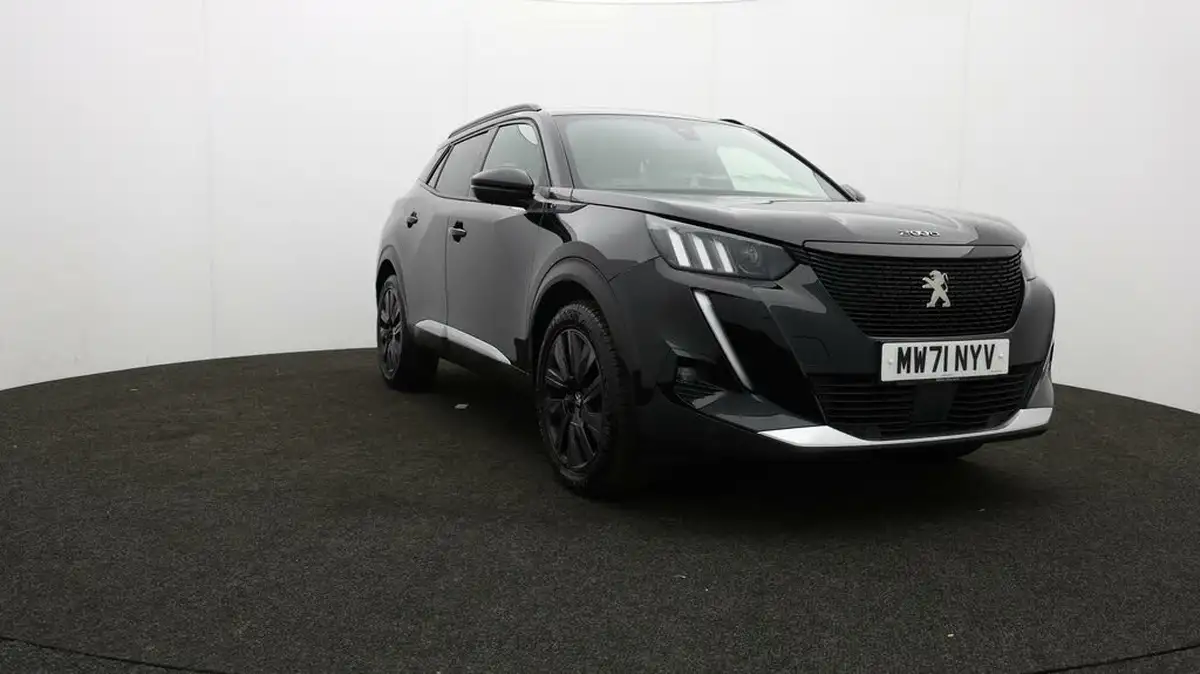 2021-peugeot-2008-suv-e-gt-premium-50kwh-big-40