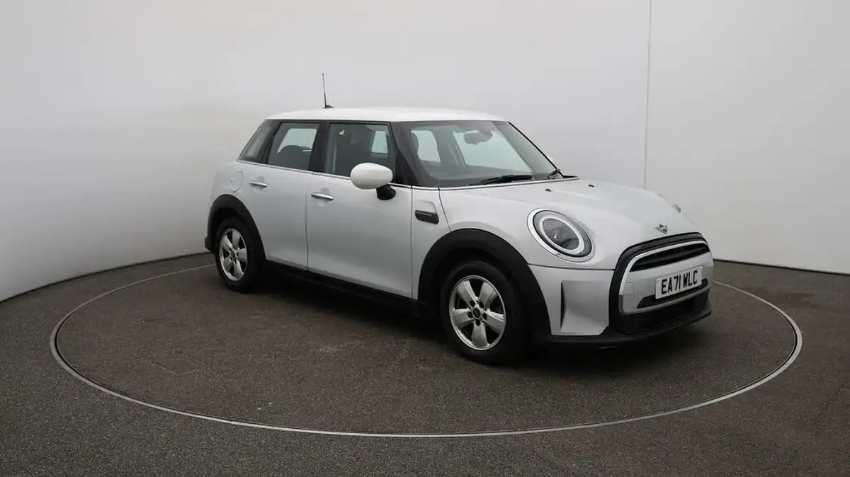 2021-mini-cooper-15-cooper-classic-hatchback-5d-auto-big-42