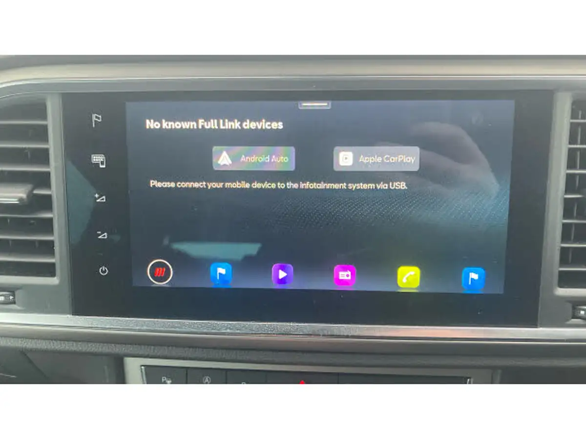 2024-seat-ateca-15-ecotsi-xperience-dsg-big-40