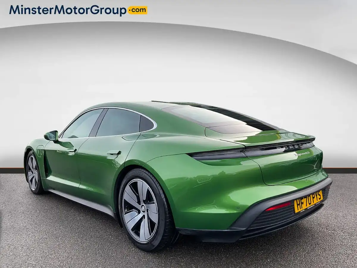 2020-porsche-taycan-e-4s-530ps-big-3