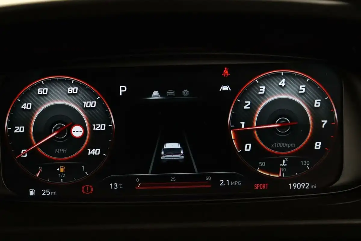 2021-hyundai-i20-10-t-gdi-se-connect-dct-big-17