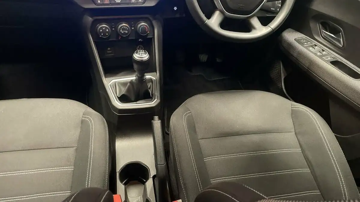 2022-dacia-sandero-10-tce-comfort-90bhp-big-14