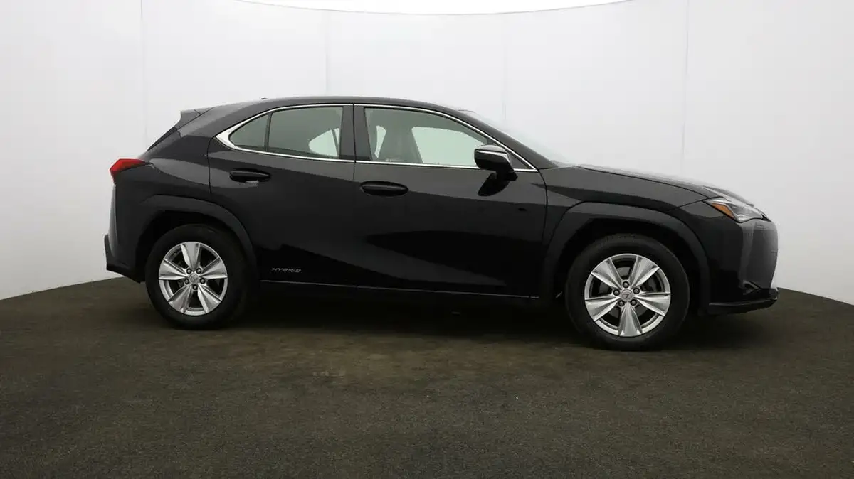 2022-lexus-ux-250h-20-ux-184bhp-without-navigation-big-7