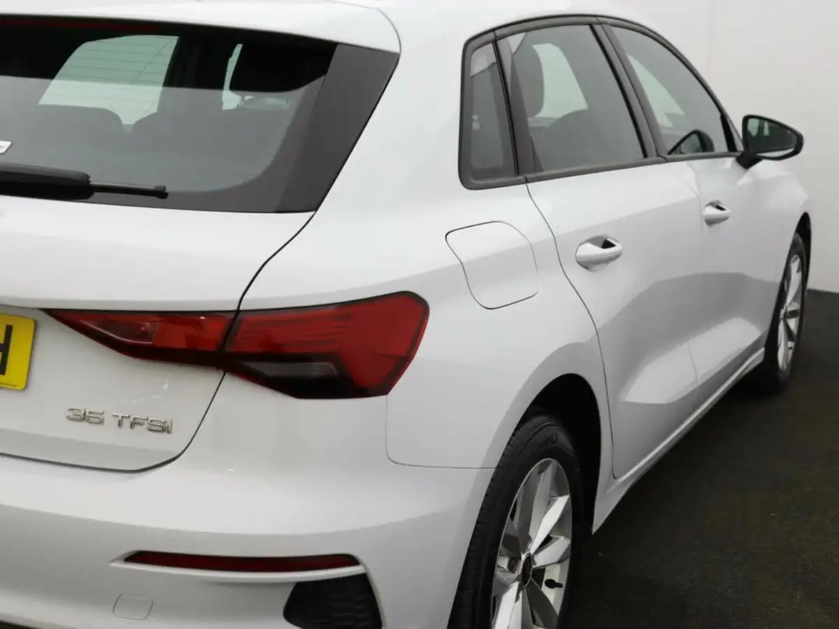 2022-audi-a3-15-35-tfsi-technik-big-42