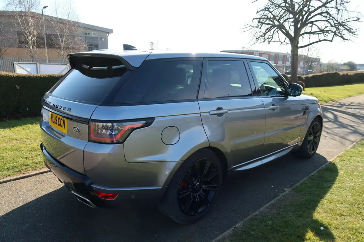 2019-land-rover-range-rover-sport-20-p400e-hse-dynamic-big-14