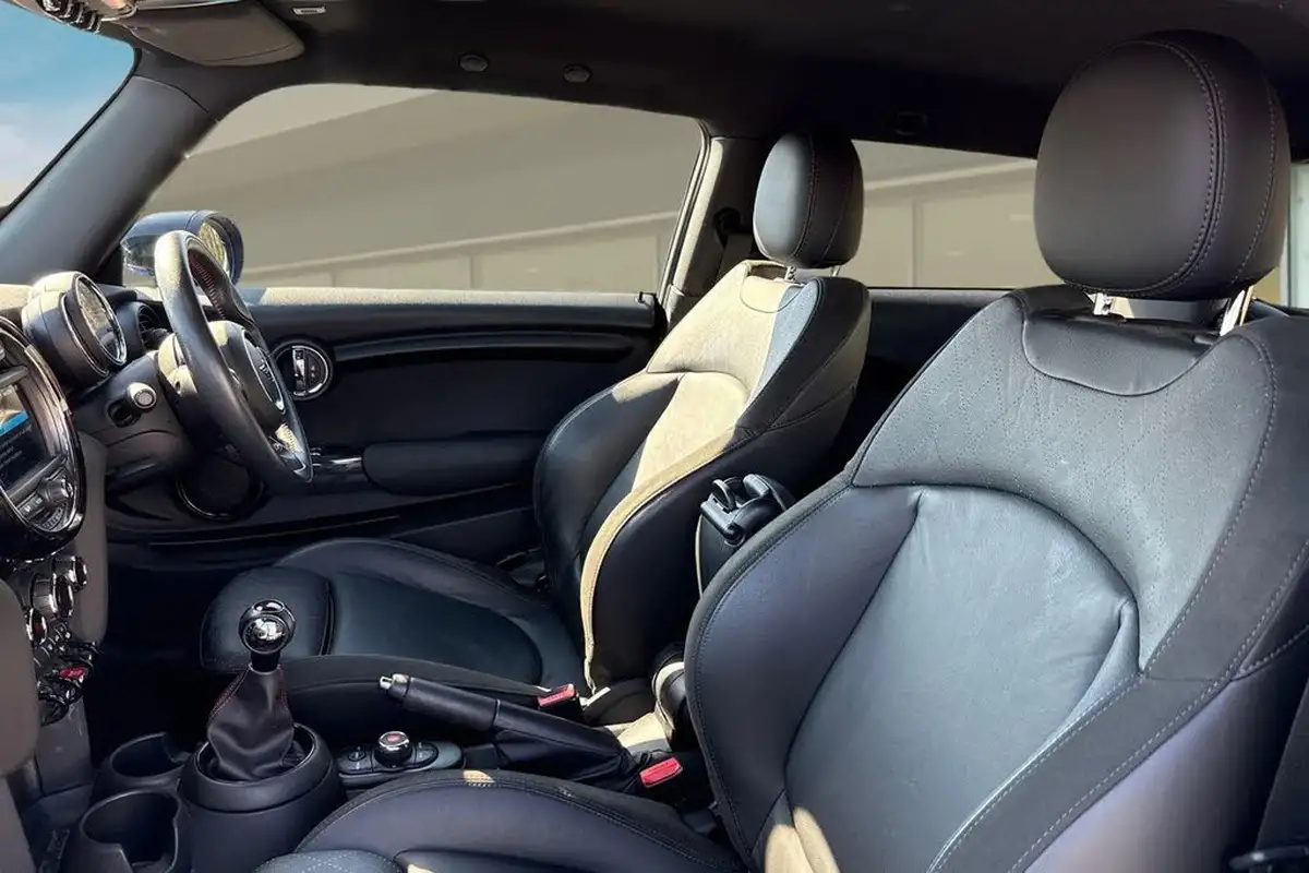 2019-mini-cooper-15-cooper-sport-hatchback-3d-big-15