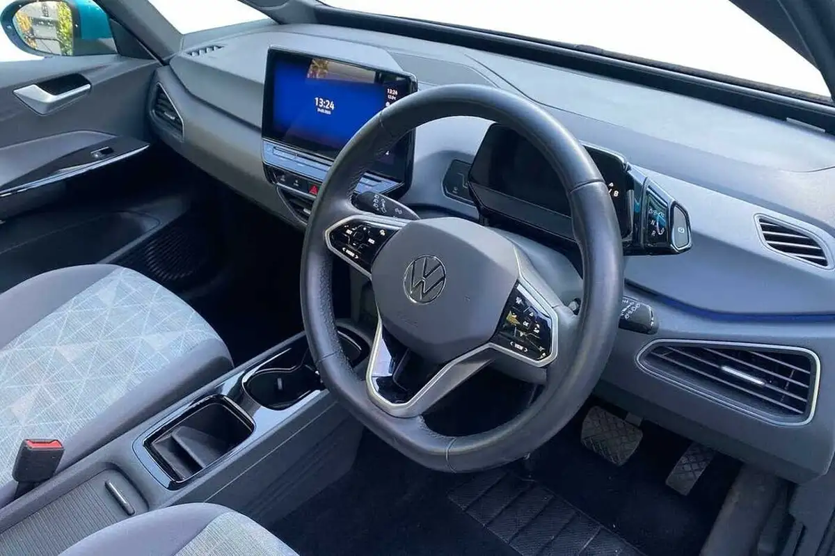 2022-volkswagen-id3-e-life-145ps-58kwh-pro-big-5