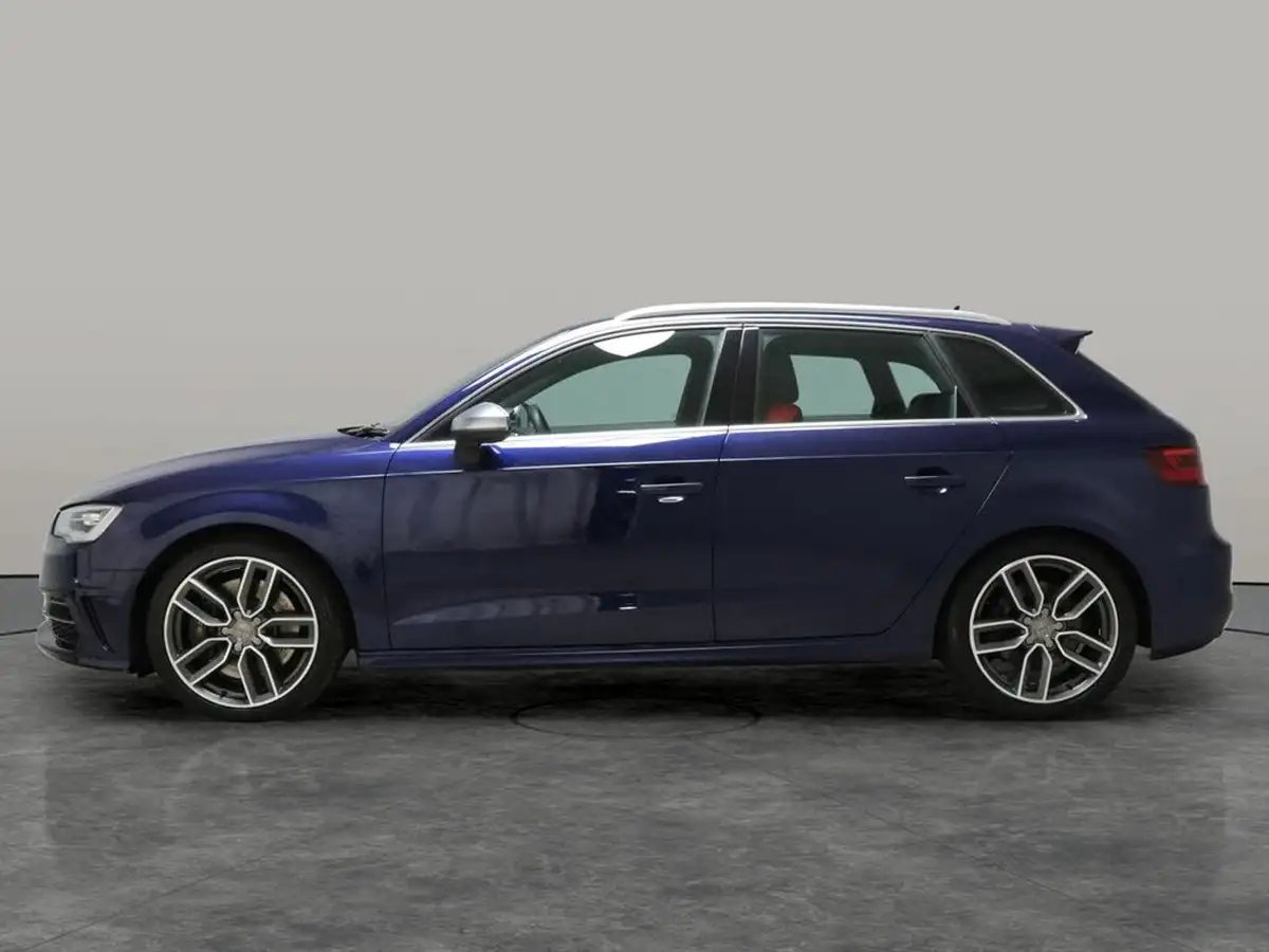 2013-audi-s3-20-sportback-5d-s-tronic-big-14