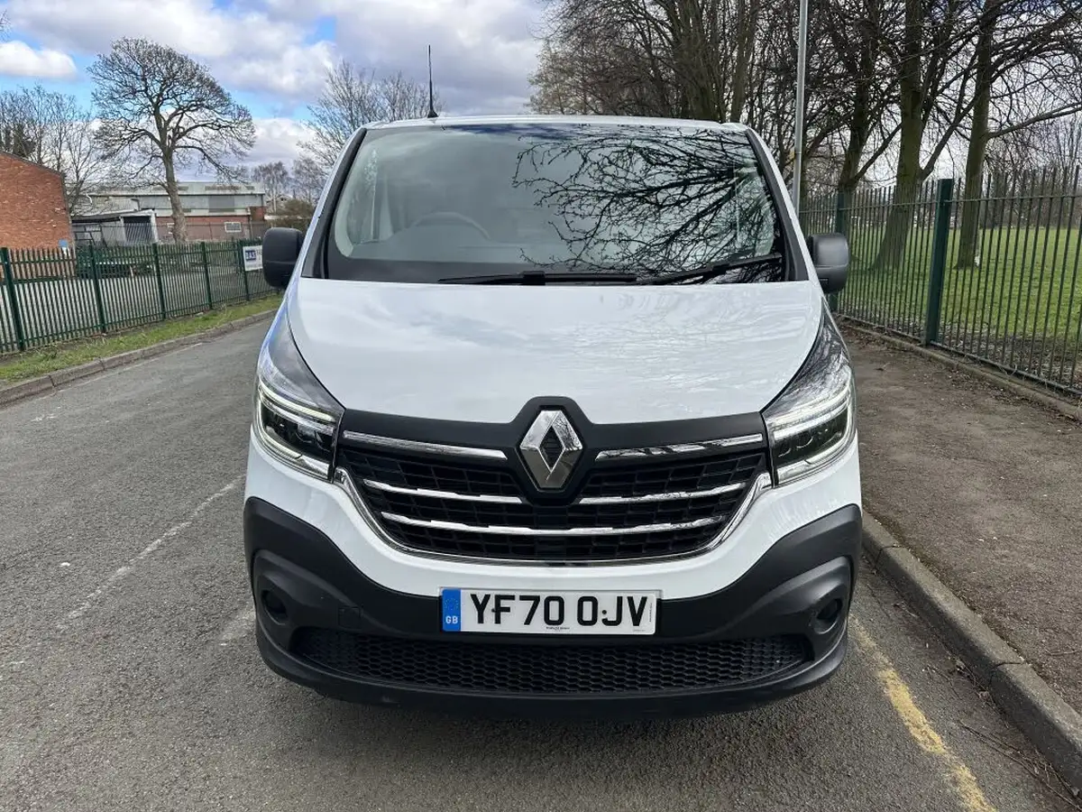 2020-renault-trafic-20dci-sl28-energy-120-business-big-1