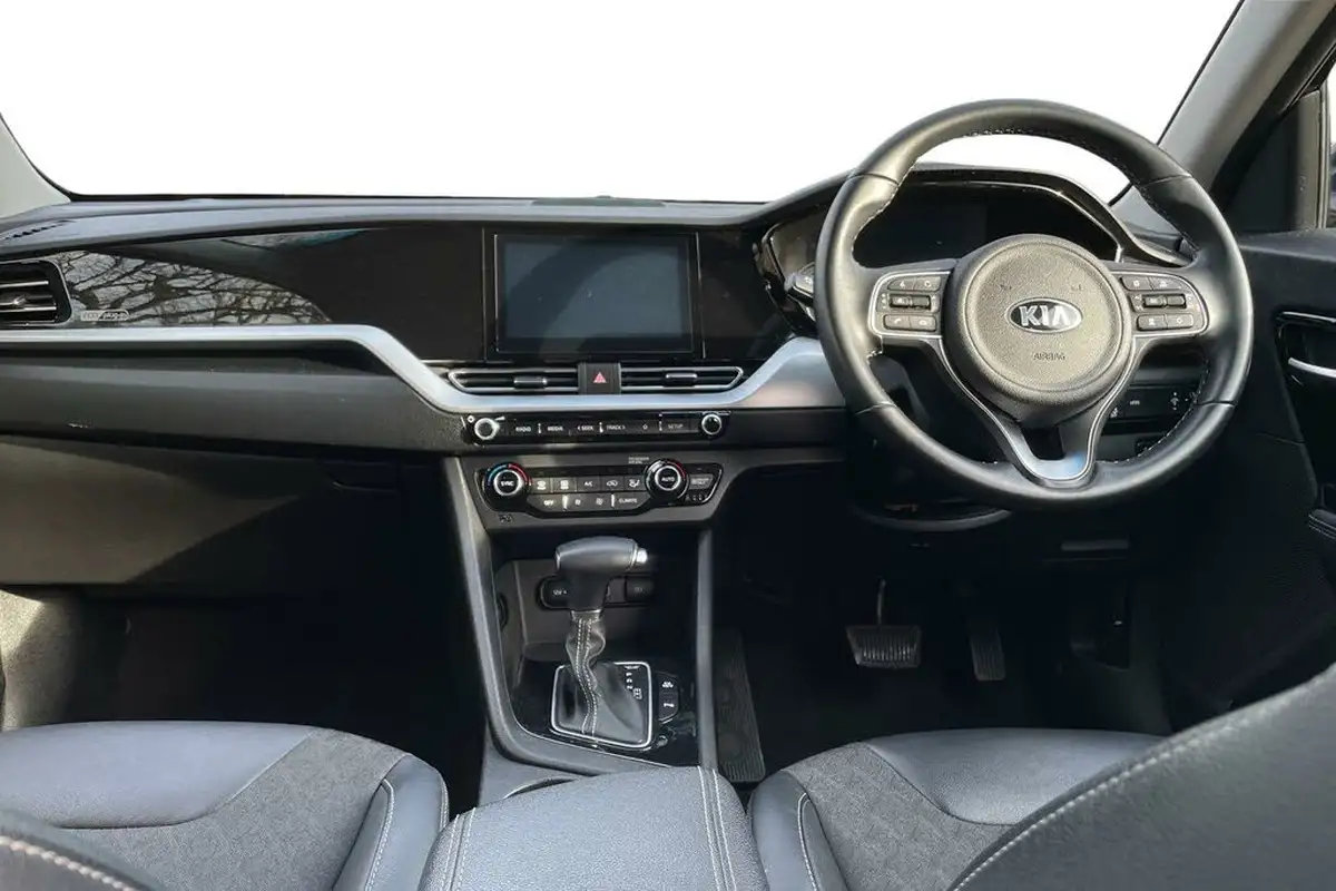 2021-kia-niro-16-gdi-phev-2-big-8