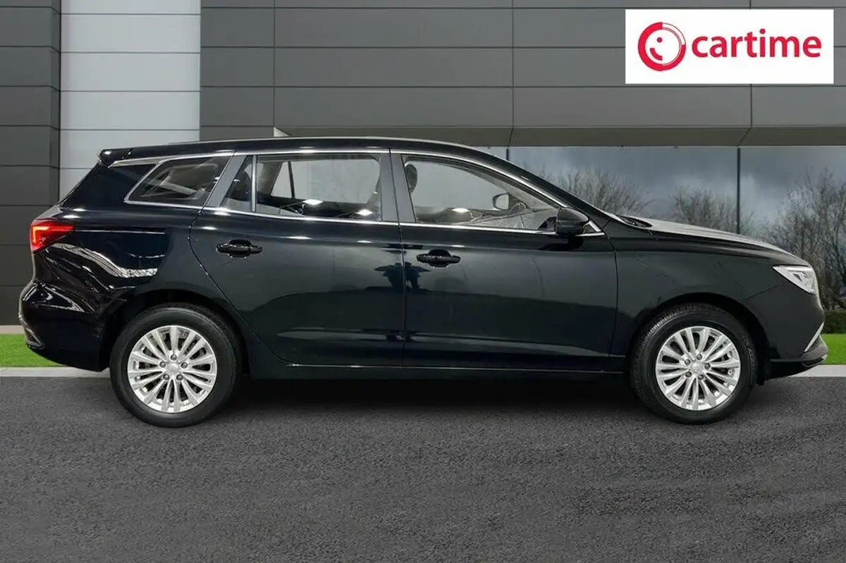 2021-mg-mg5-e-excite-ev-big-1