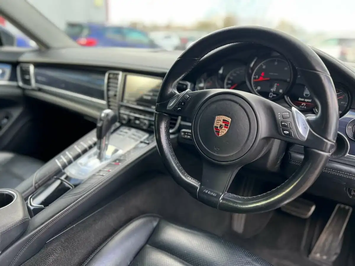 2012-porsche-panamera-30td-diesel-big-27