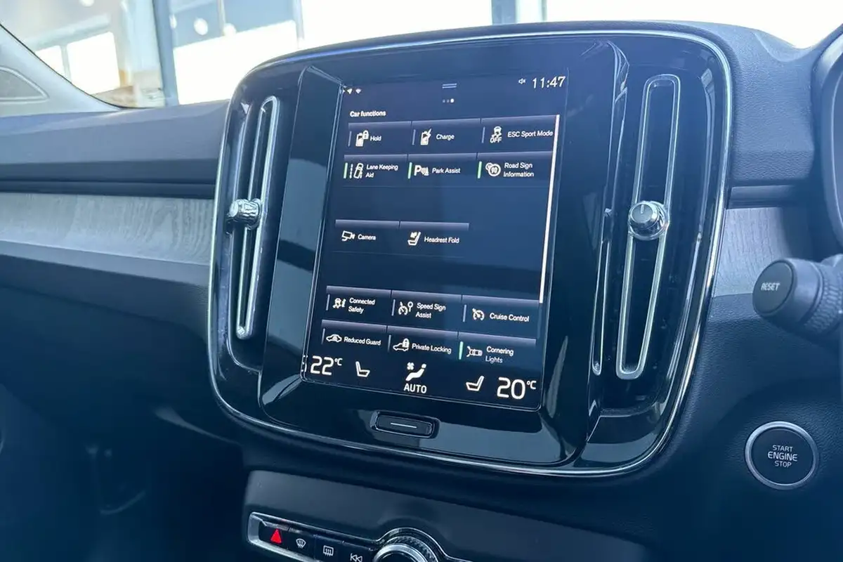 2022-volvo-xc40-15-t5-inscription-pro-big-20