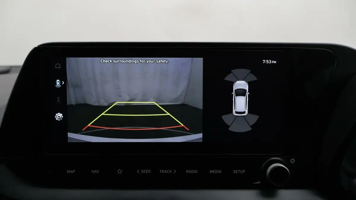 2024-hyundai-i20-10-t-gdi-premium-two-tone-roof-big-25