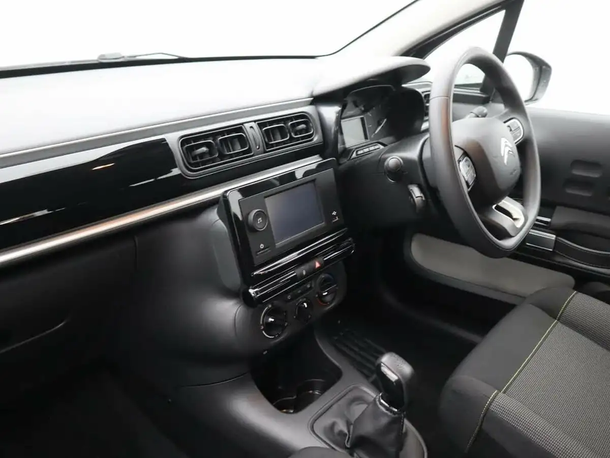 2024-citroen-c3-12-puretech-you-big-8