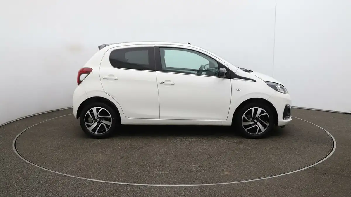 2021-peugeot-108-10-allure-hatchback-5d-big-46