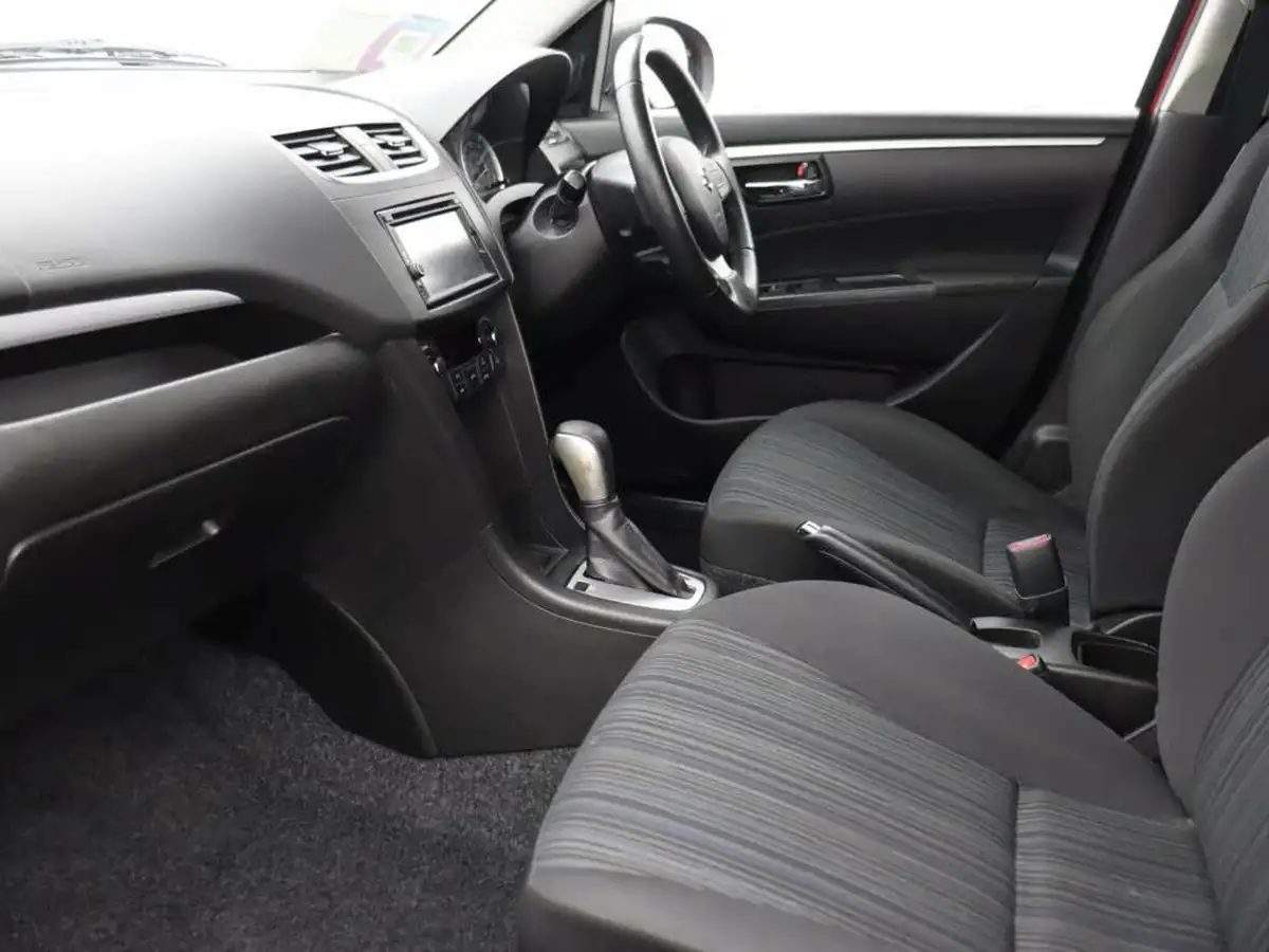 2017-suzuki-swift-12-sz4-94ps-nav-5d-at-big-20