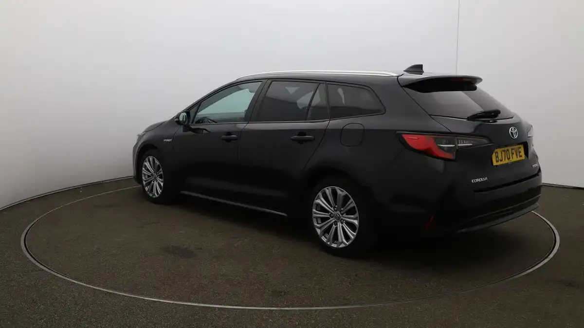 2021-toyota-corolla-18-vvt-i-design-trk-touring-sports-5d-big-55