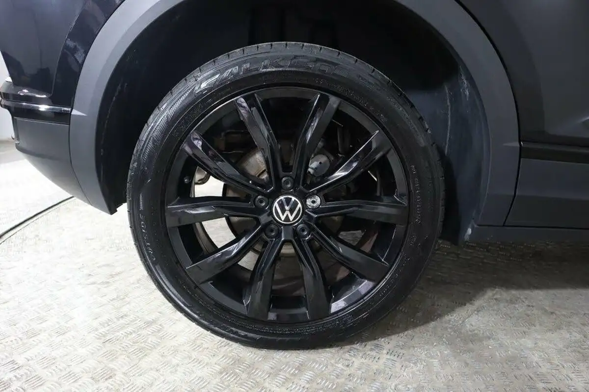 2021-volkswagen-t-roc-15-tsi-black-edition-dsg-big-15