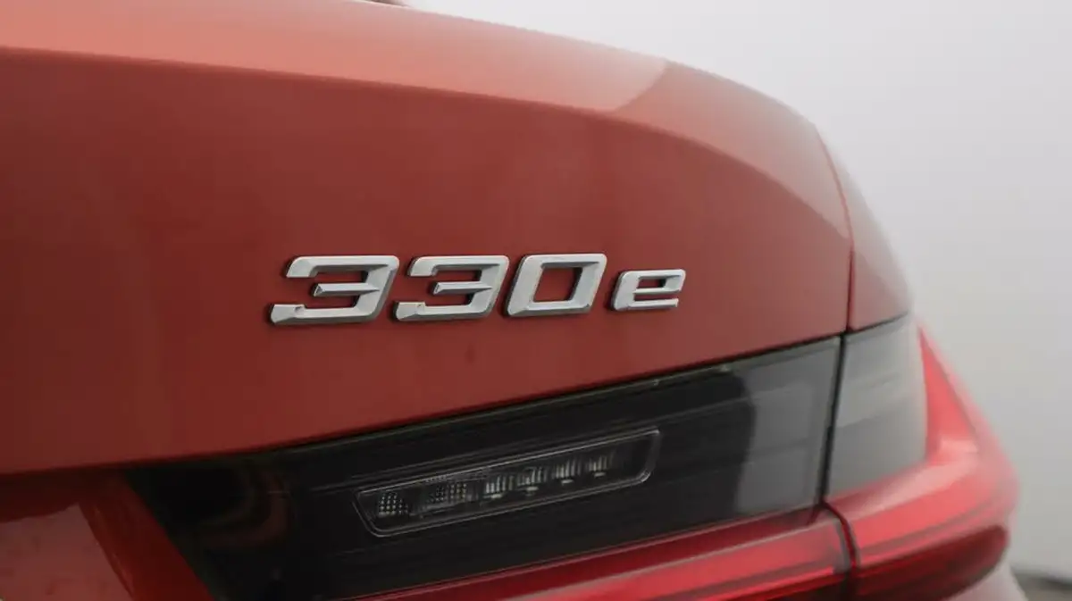 2020-bmw-3-series-20-330e-m-sport-tech-pack-saloon-4d-big-21