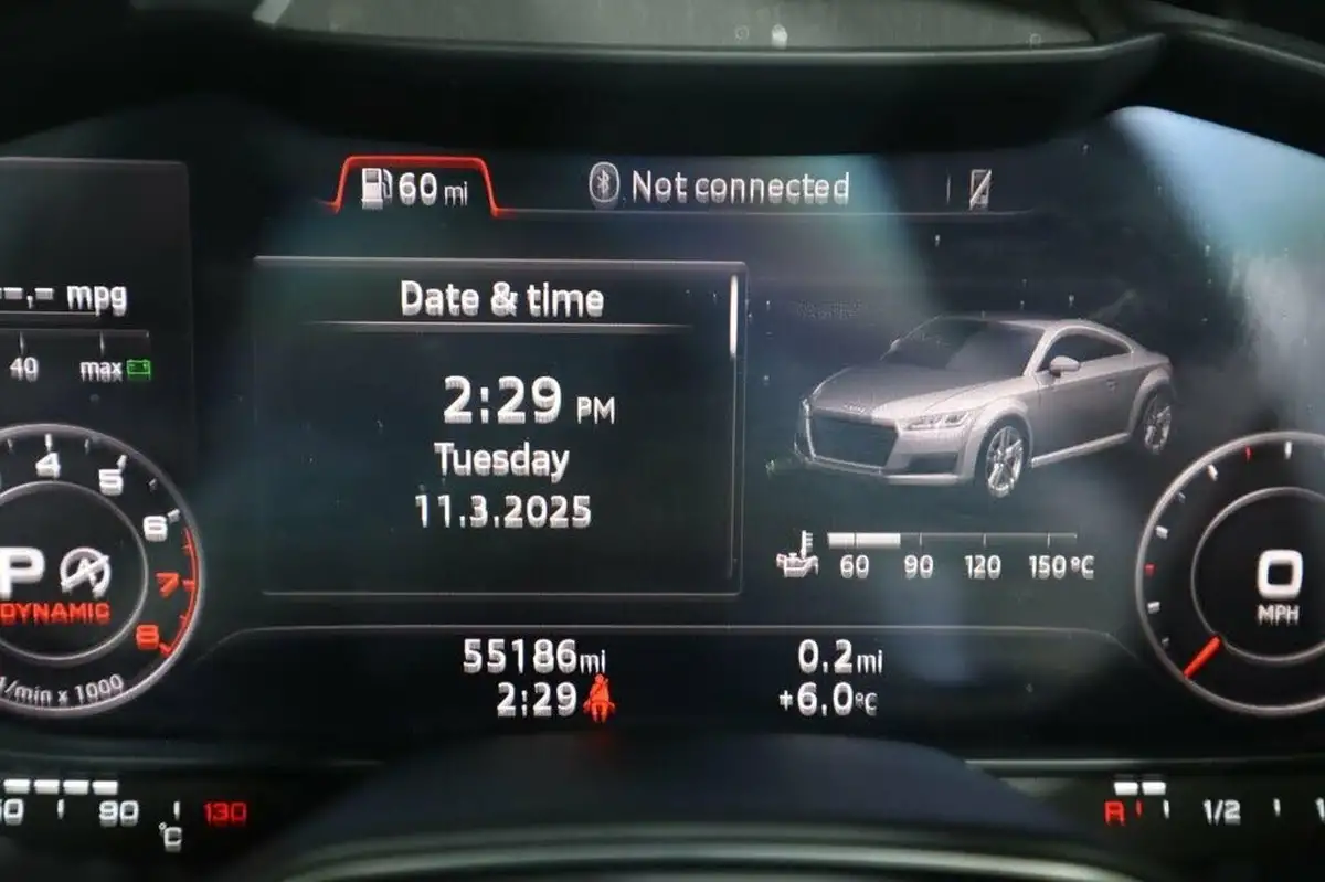 2019-audi-tt-coupe-20-40-tfsi-s-line-big-48