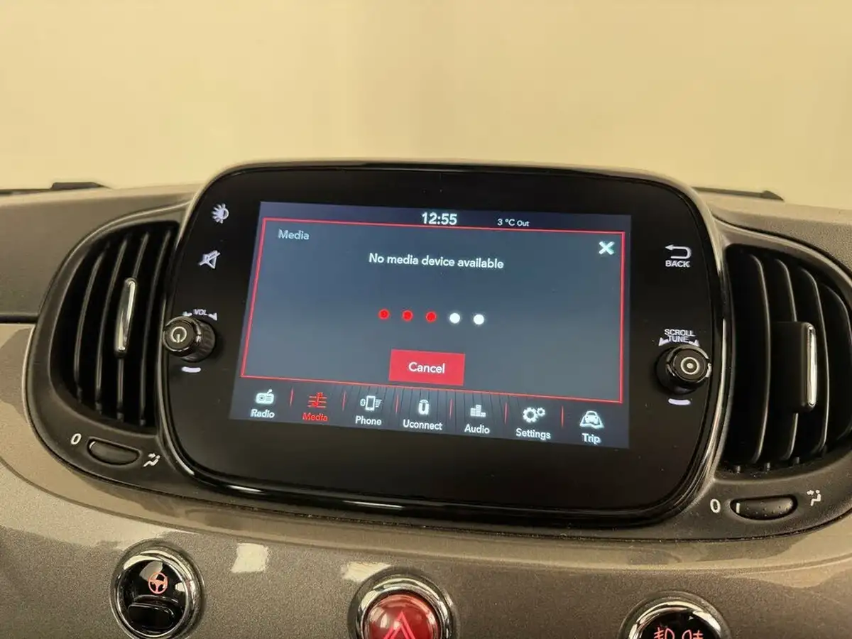 2022-fiat-500-10-dolcevita-big-39