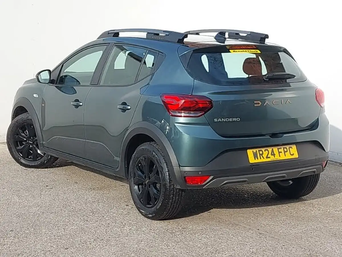 2024-dacia-sandero-stepway-10-tce-extreme-90bhp-big-1