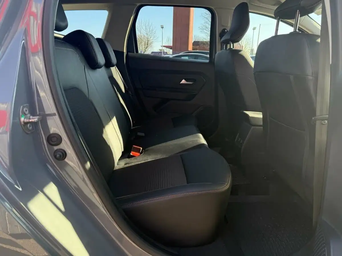 2022-dacia-duster-13-tce-extreme-se-150bhp-edc-big-48
