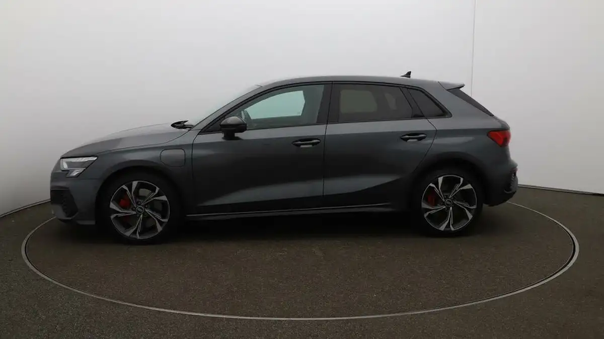 2021-audi-a3-14-45-tfsi-e-s-line-competition-big-65