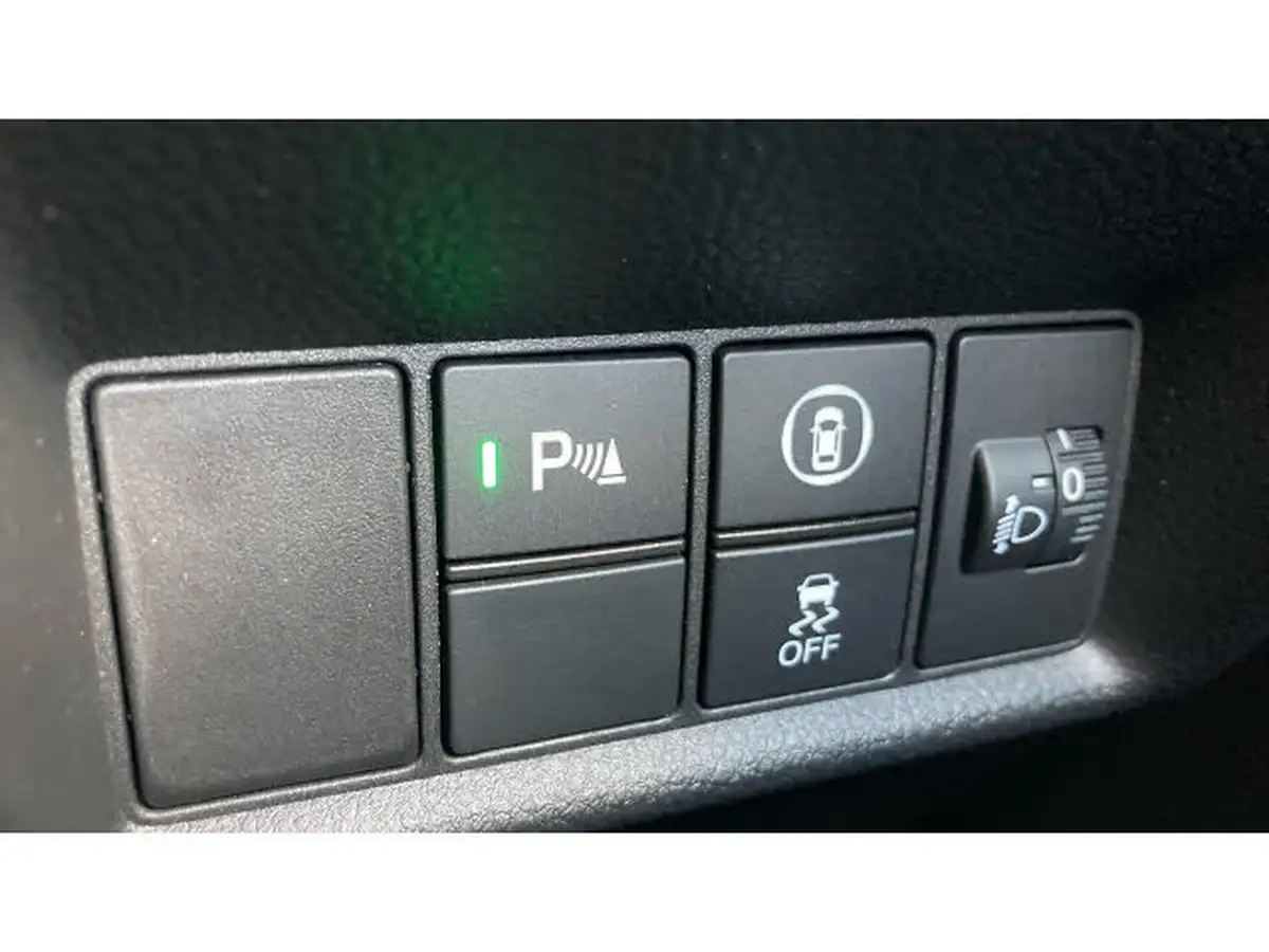 2022-honda-jazz-15-i-mmd-sr-109ps-big-13