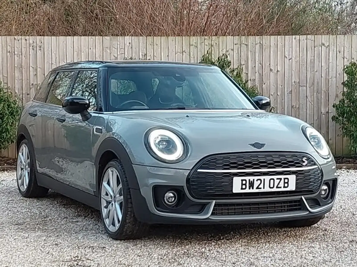 2021-mini-clubman-15-cooper-sport-big-0