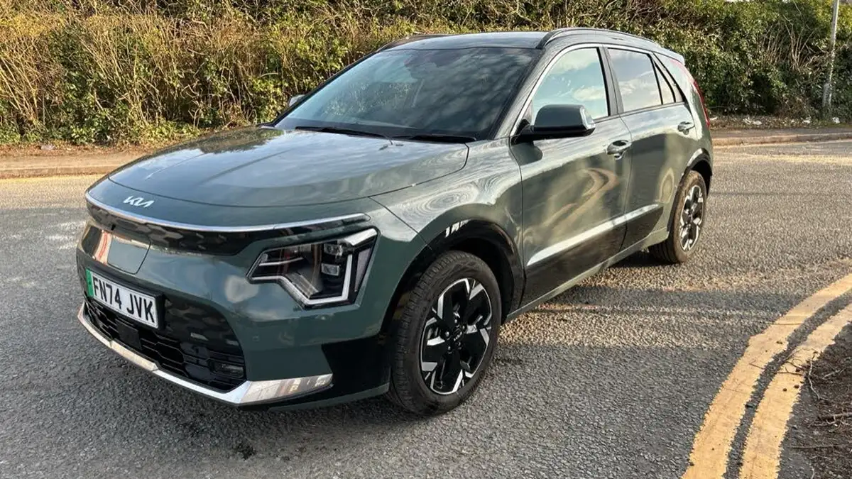 2024-kia-niro-ev-e-3-big-26