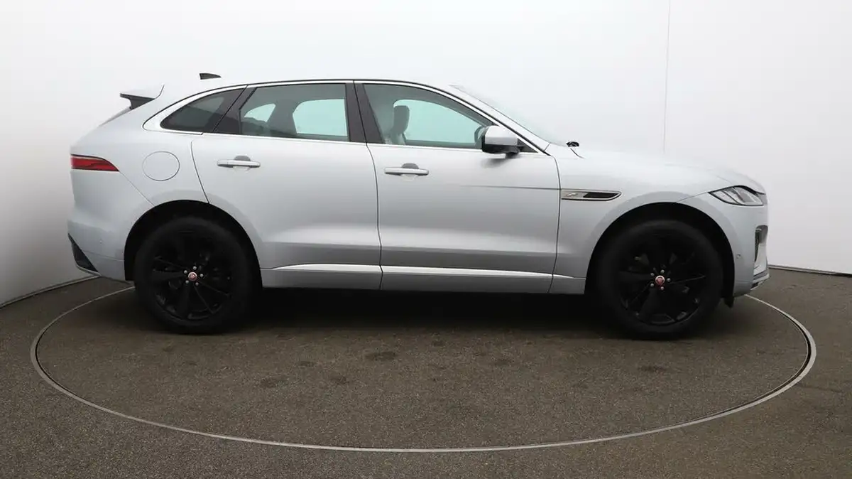 2021-jaguar-f-pace-20-d200-r-dynamic-se-mhev-big-47