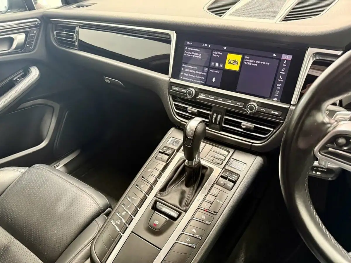 2019-porsche-macan-30-v6-s-big-17