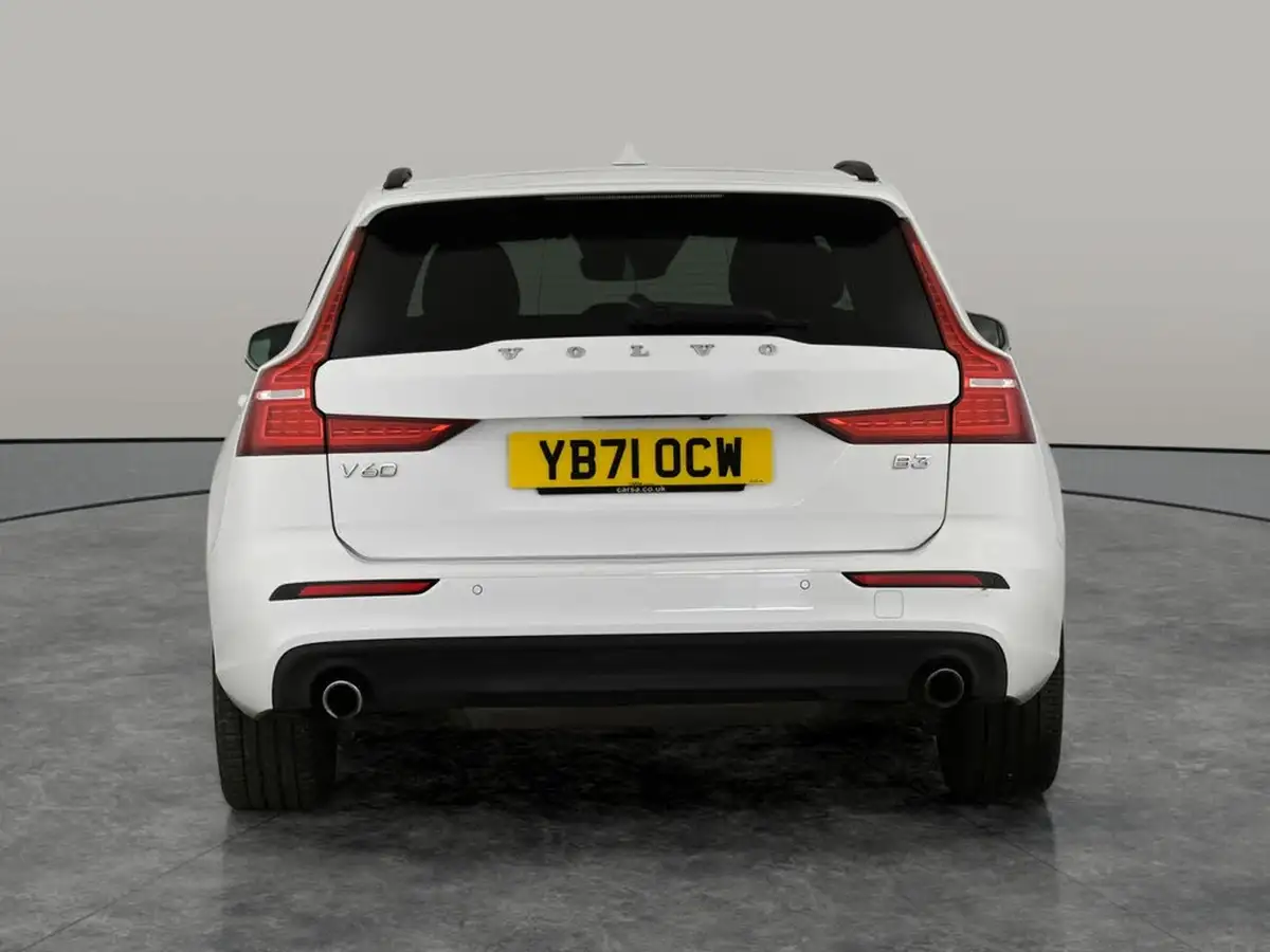 2022-volvo-v60-20-b3-momentum-161bhp-big-6