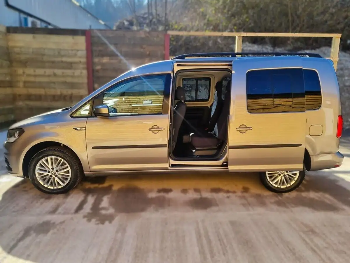 2018-volkswagen-caddy-maxi-life-20tdi-c20-102ps-dsg-big-10