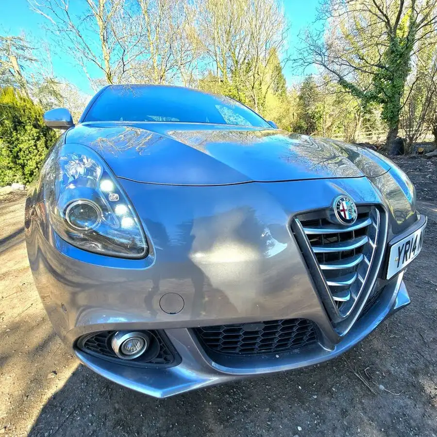 2014-alfa-romeo-giulietta-14-sportiva-nav-big-18