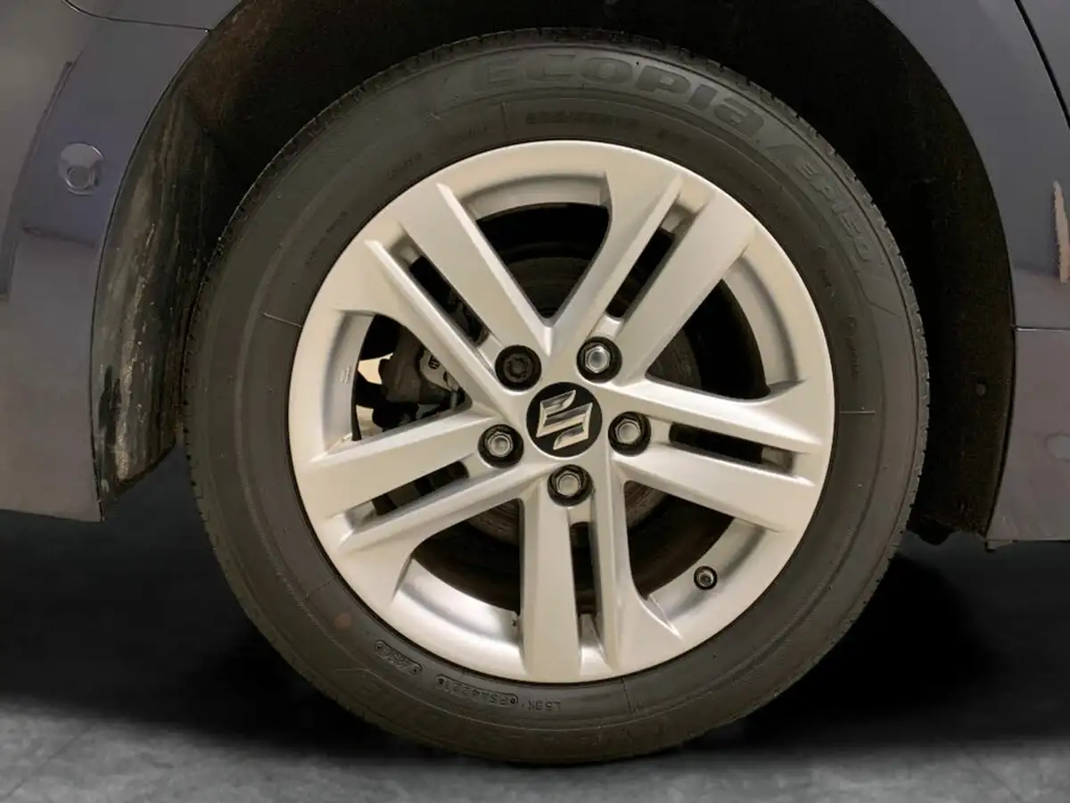 2022-suzuki-swace-18-sz5-big-23