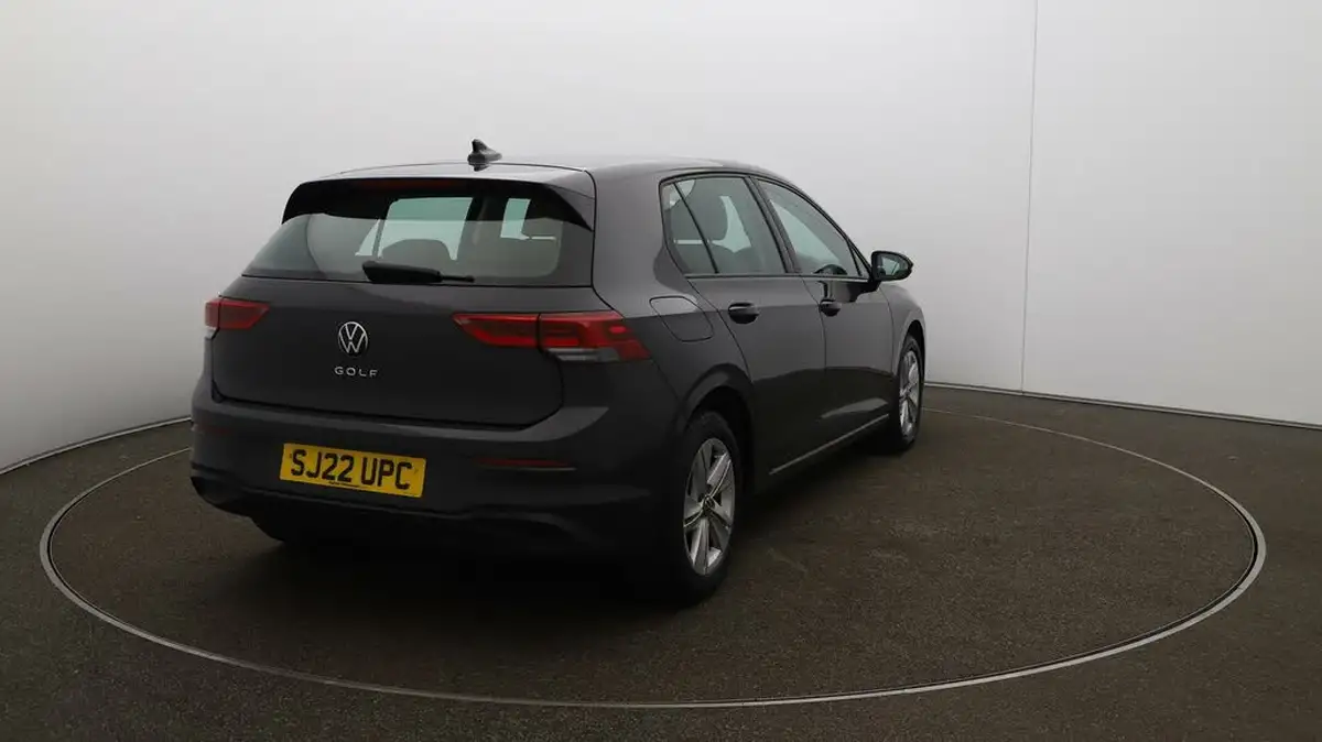 2022-volkswagen-golf-20tdi-life-hatchback-big-46