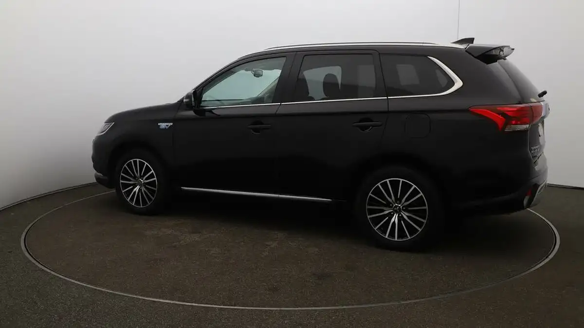 2020-mitsubishi-outlander-24-design-phev-big-44