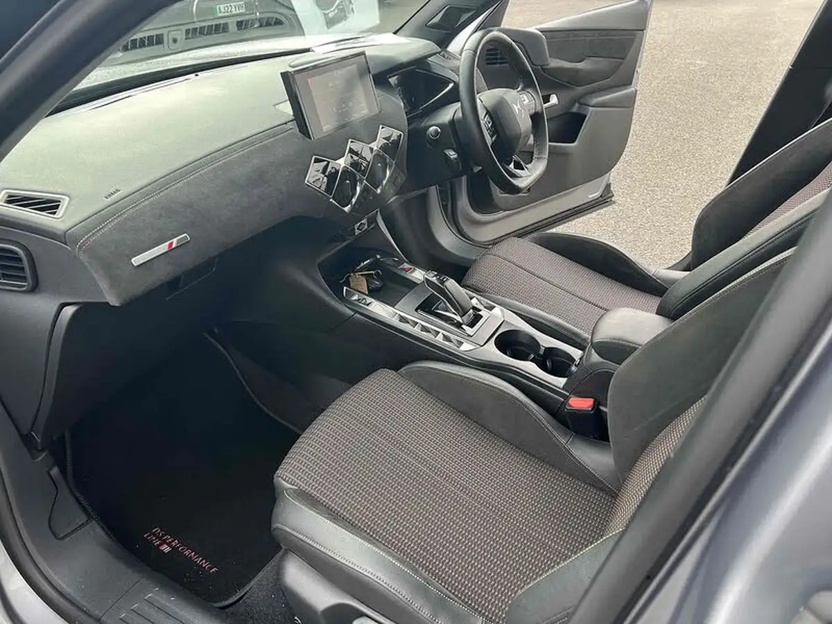 2021-ds-ds-3-crossback-e-tense-performance-line-big-23