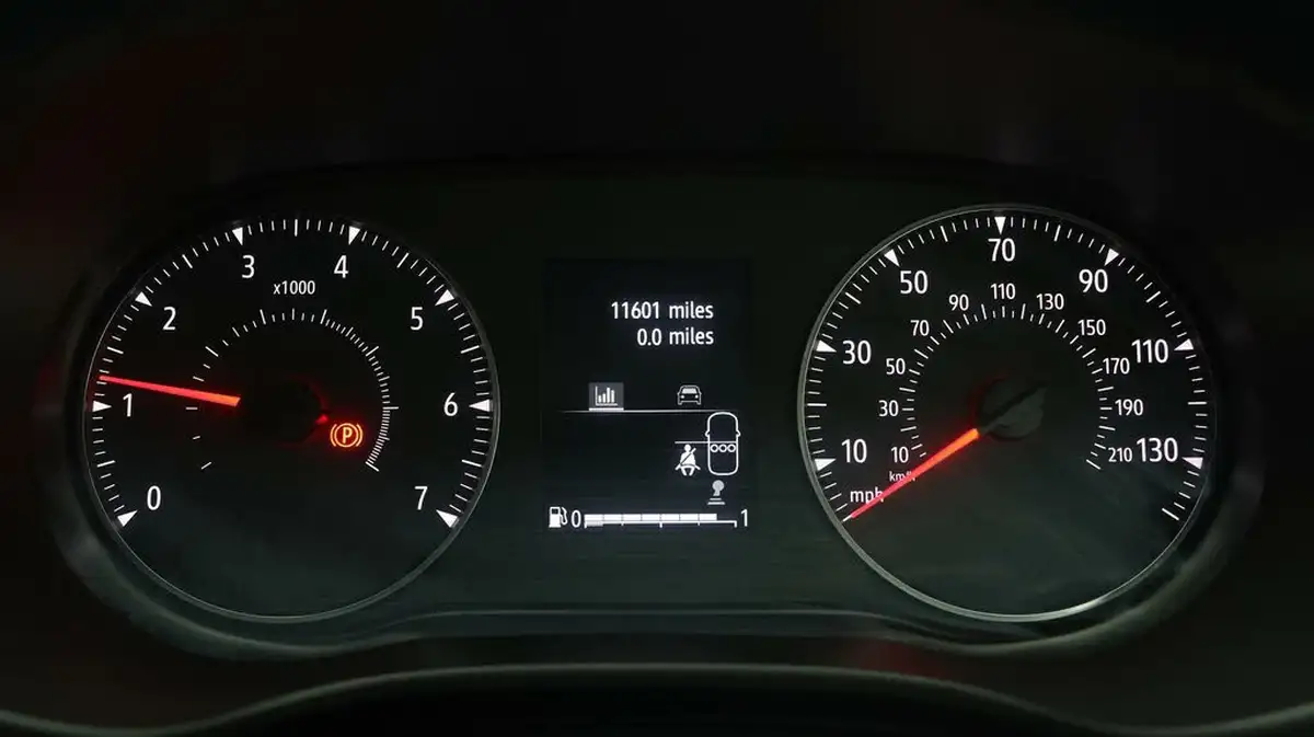 2021-dacia-sandero-10-tce-comfort-90bhp-big-9