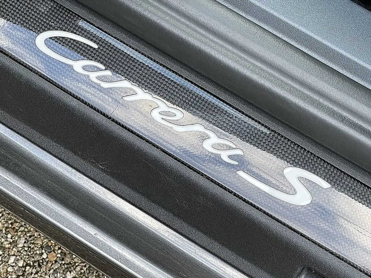 2018-porsche-911-30-carrera-s-420bhp-coupe-pdk-big-27