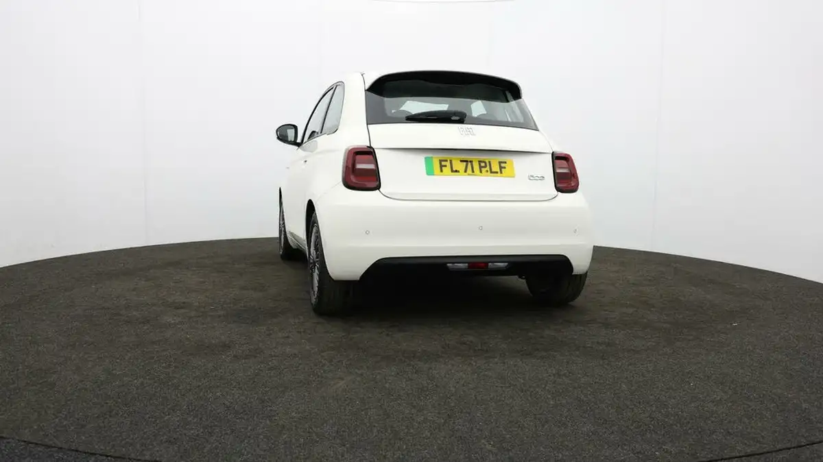 2021-fiat-500-e-icon-big-30