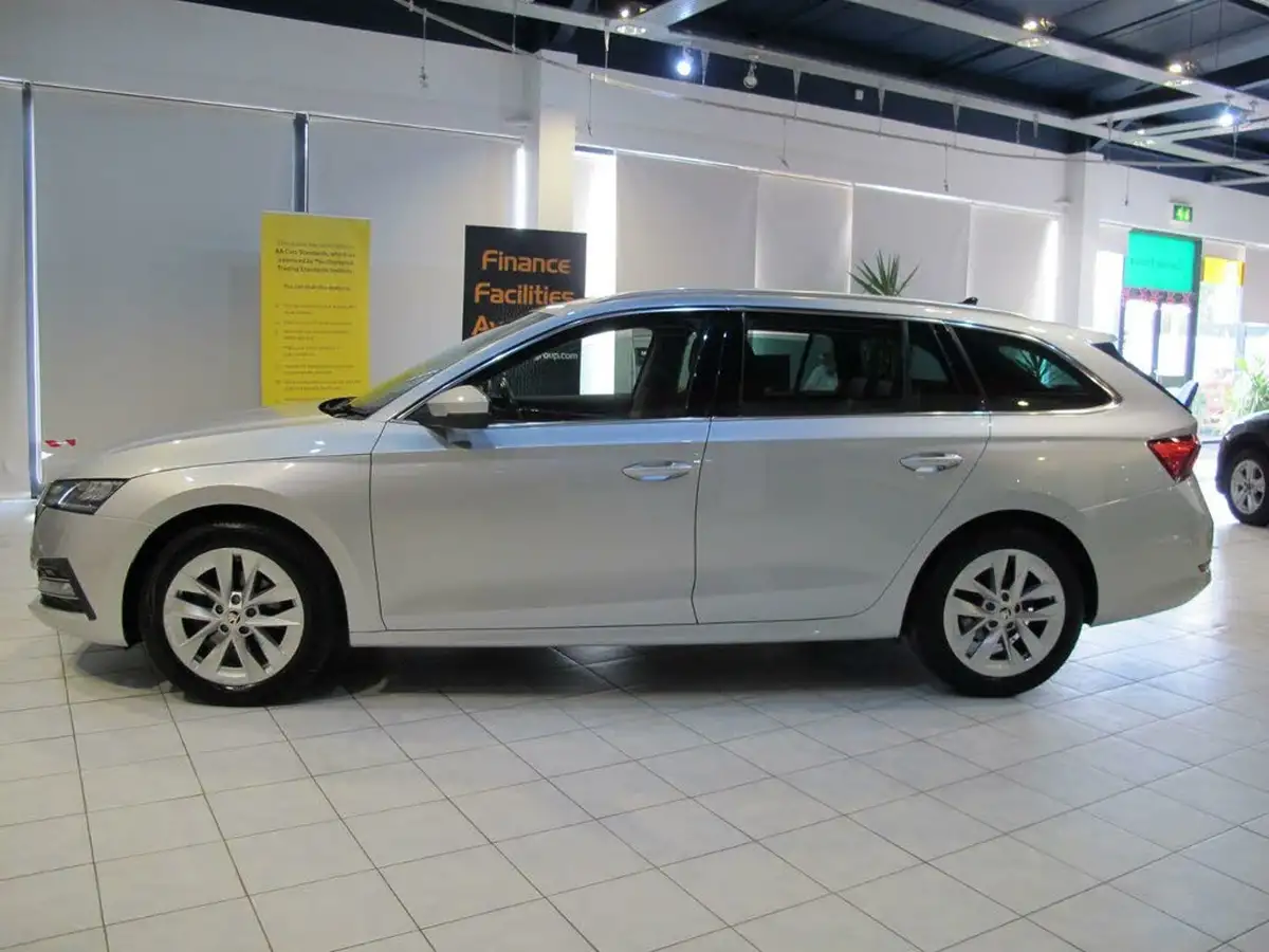 2021-skoda-octavia-20tdi-se-l-150ps-estate-dsg-big-15