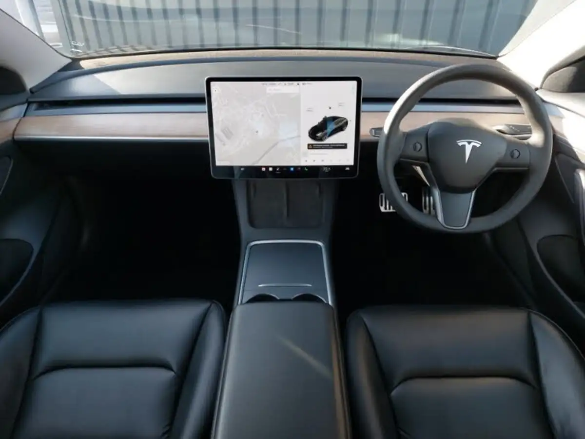 2021-tesla-model-3-e-long-range-awd-big-2