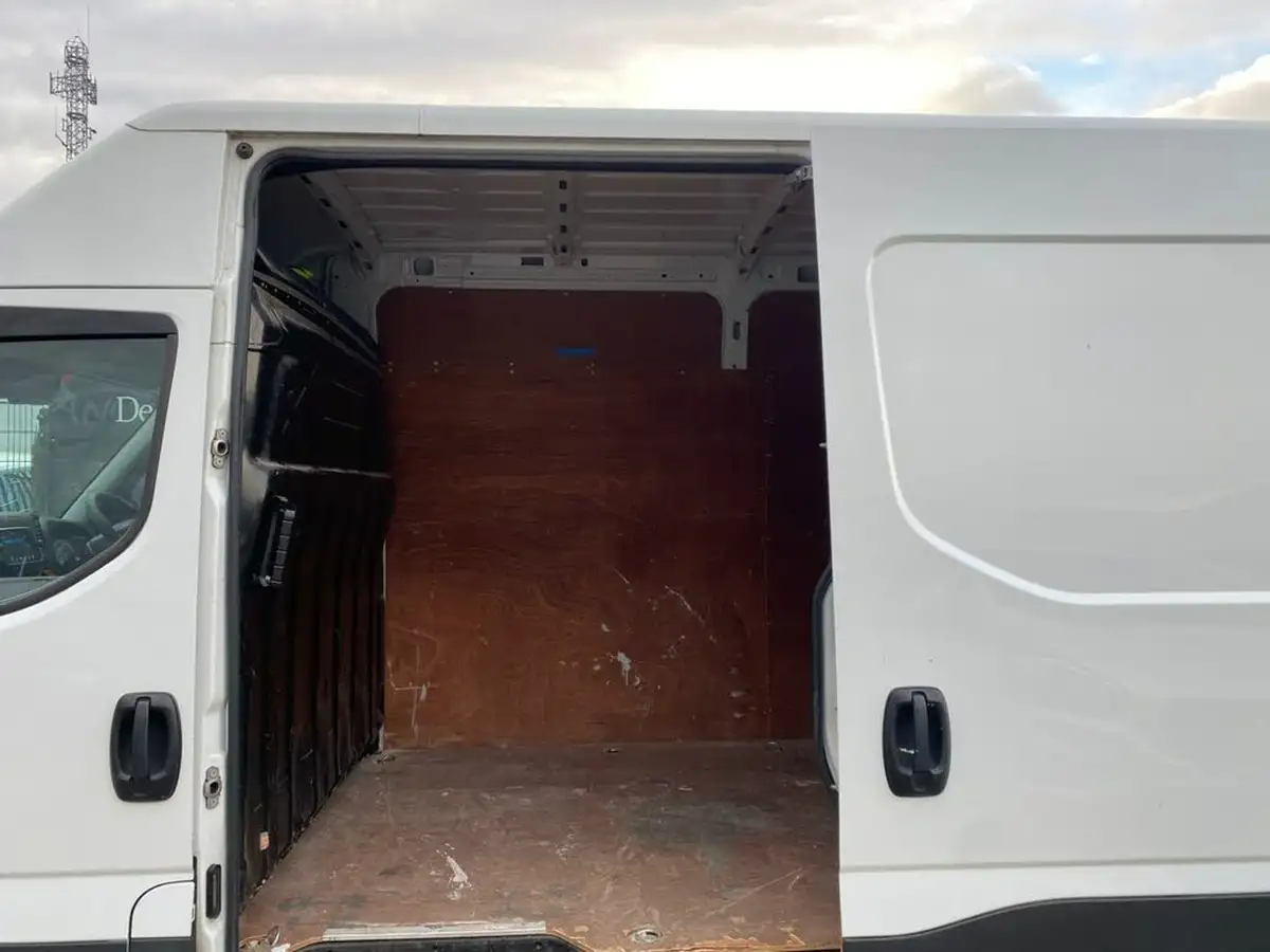 2022-iveco-daily-s-class-23td-35s14v-business-4100mm-h2-136pseu6dt-hi-matic-big-9