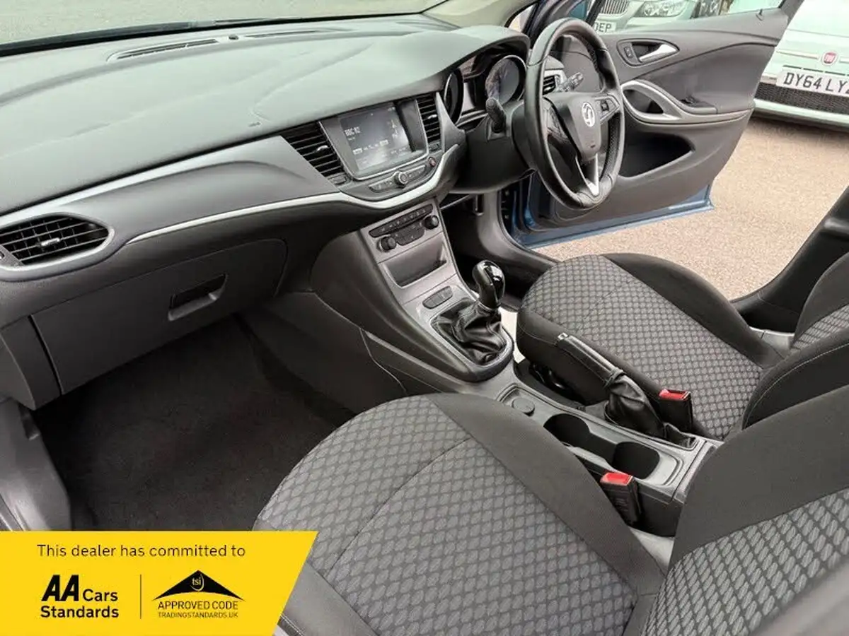 2017-vauxhall-astra-14i-16v-turbo-energy-big-12
