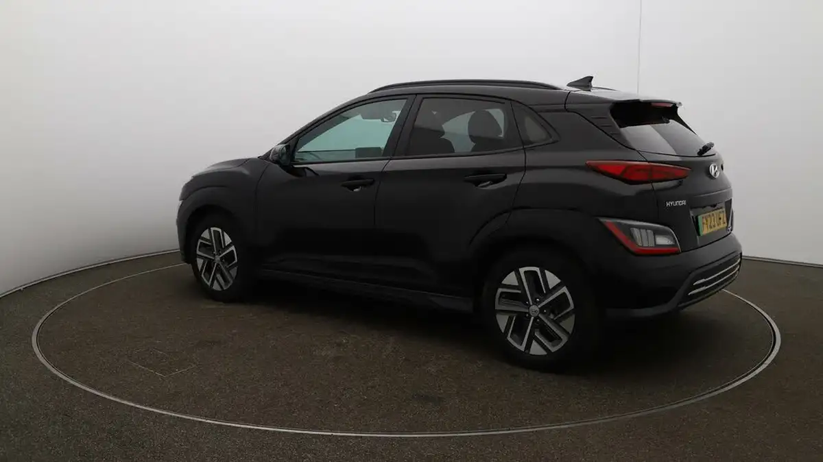 2023-hyundai-kona-e-ultimate-204ps-64kwh-105kw-obc-big-29
